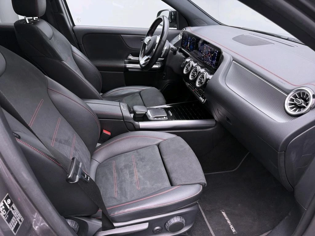 Mercedes-Benz-EQA-image-1