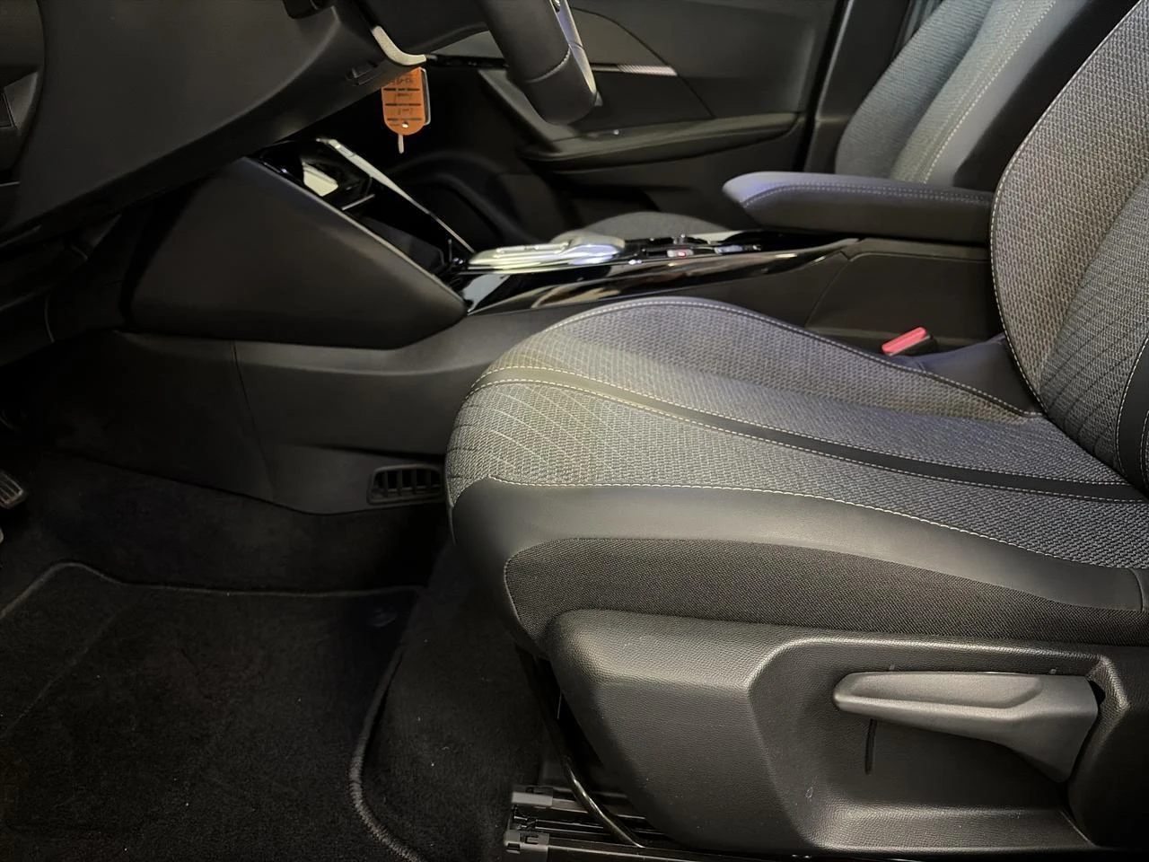 Peugeot-2008-image-17