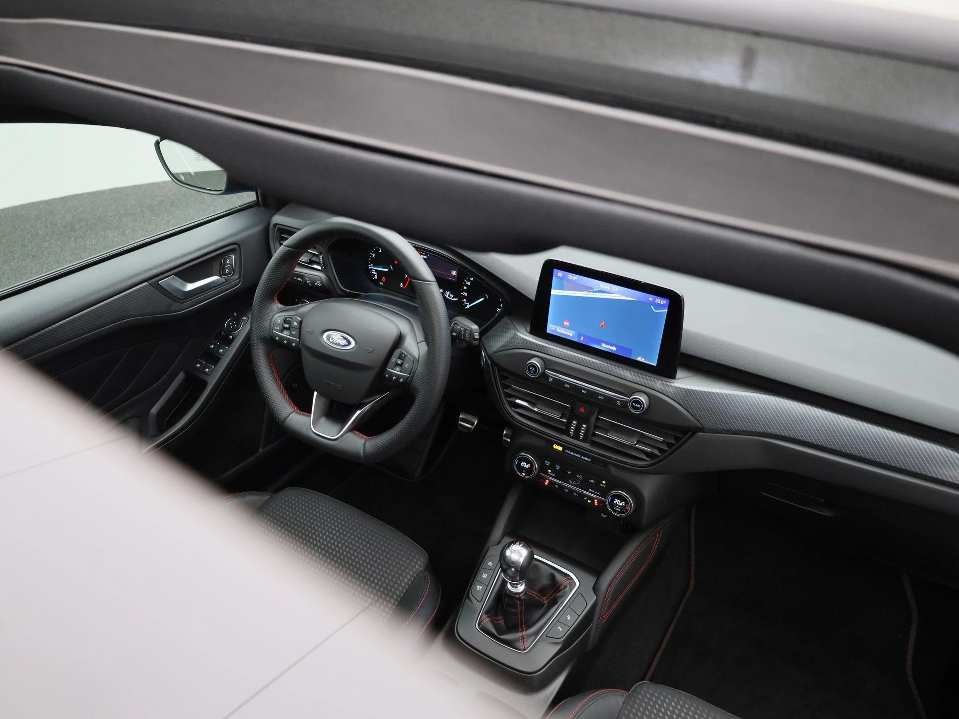 Ford Focus 1.0 EcoBoost ST Line Business