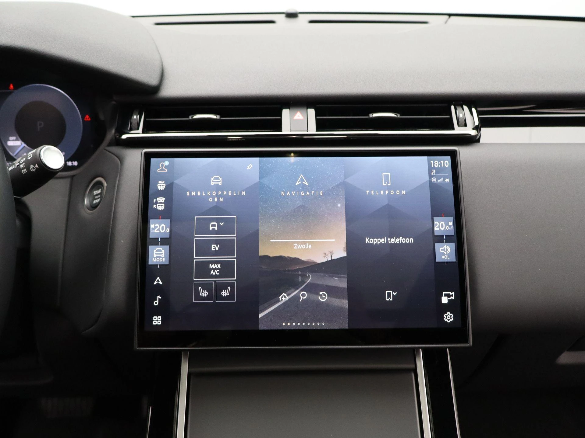 Land Rover-Range Rover Velar-image-10