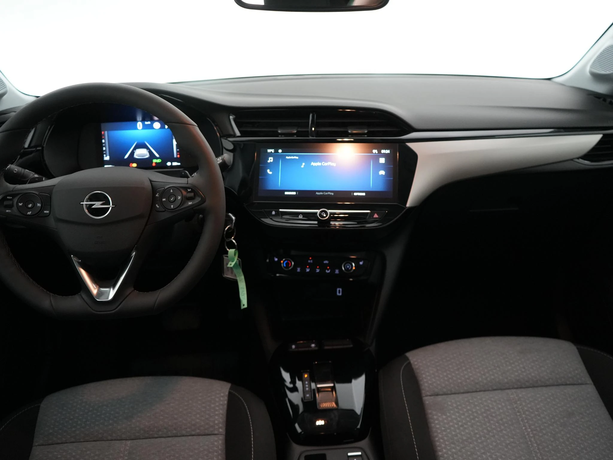 Opel-Corsa-image-13