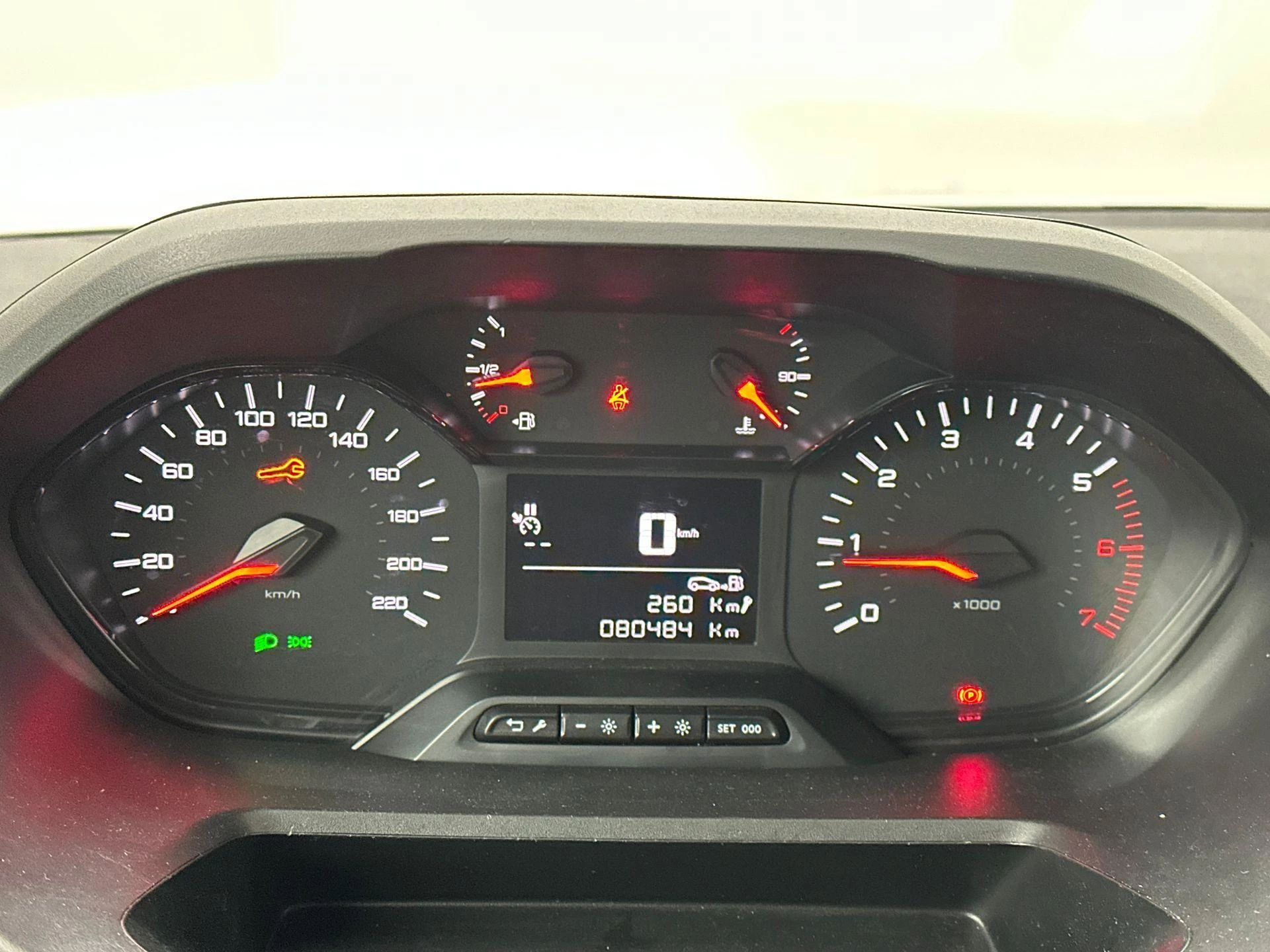 Peugeot-Partner-image-17