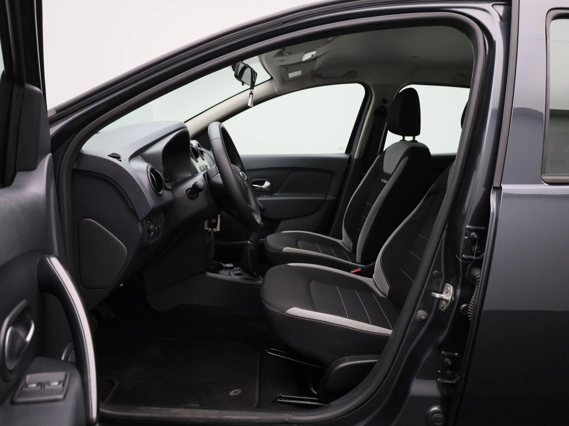 Dacia Sandero Stepway 1.0 TCe 100 Plus