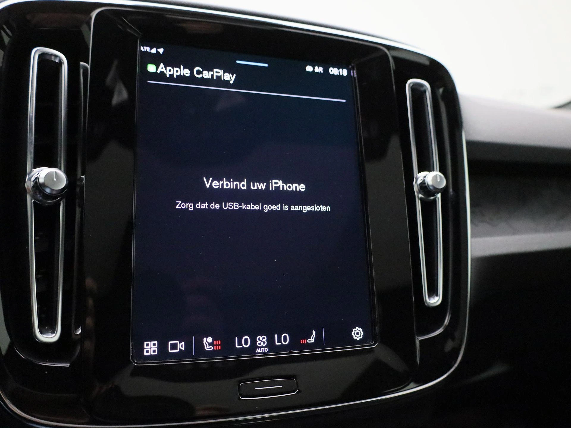 Volvo-C40-image-32