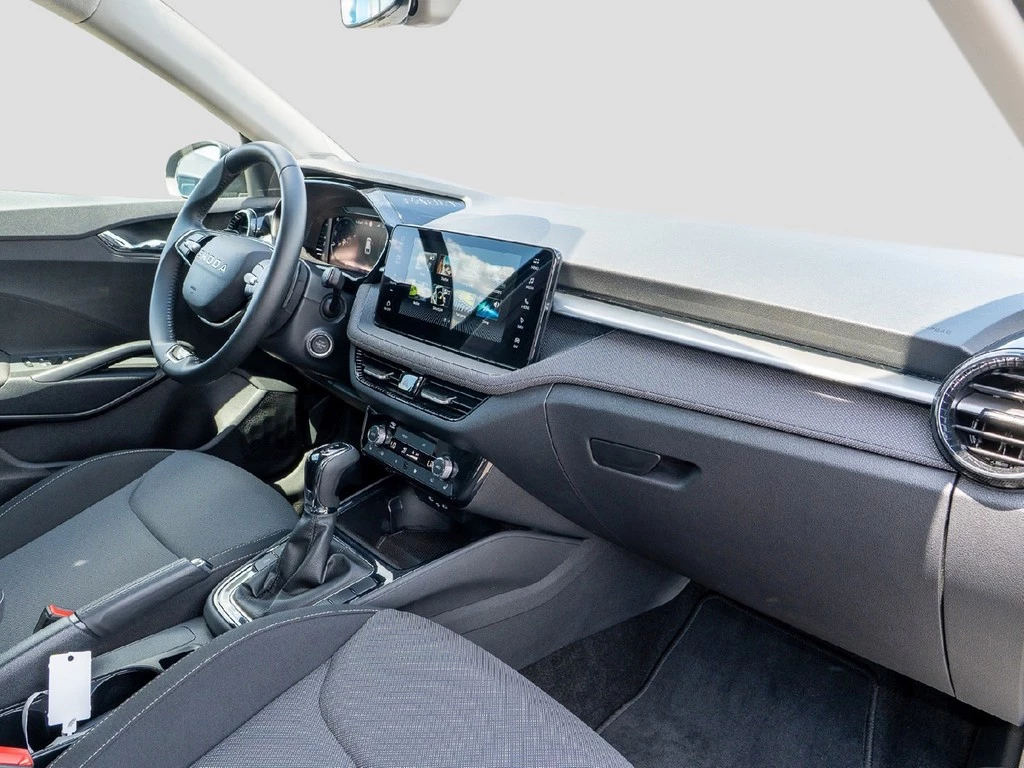 Škoda Fabia 1.0 TSI DSG Tour Navi, LED, Winterpaket