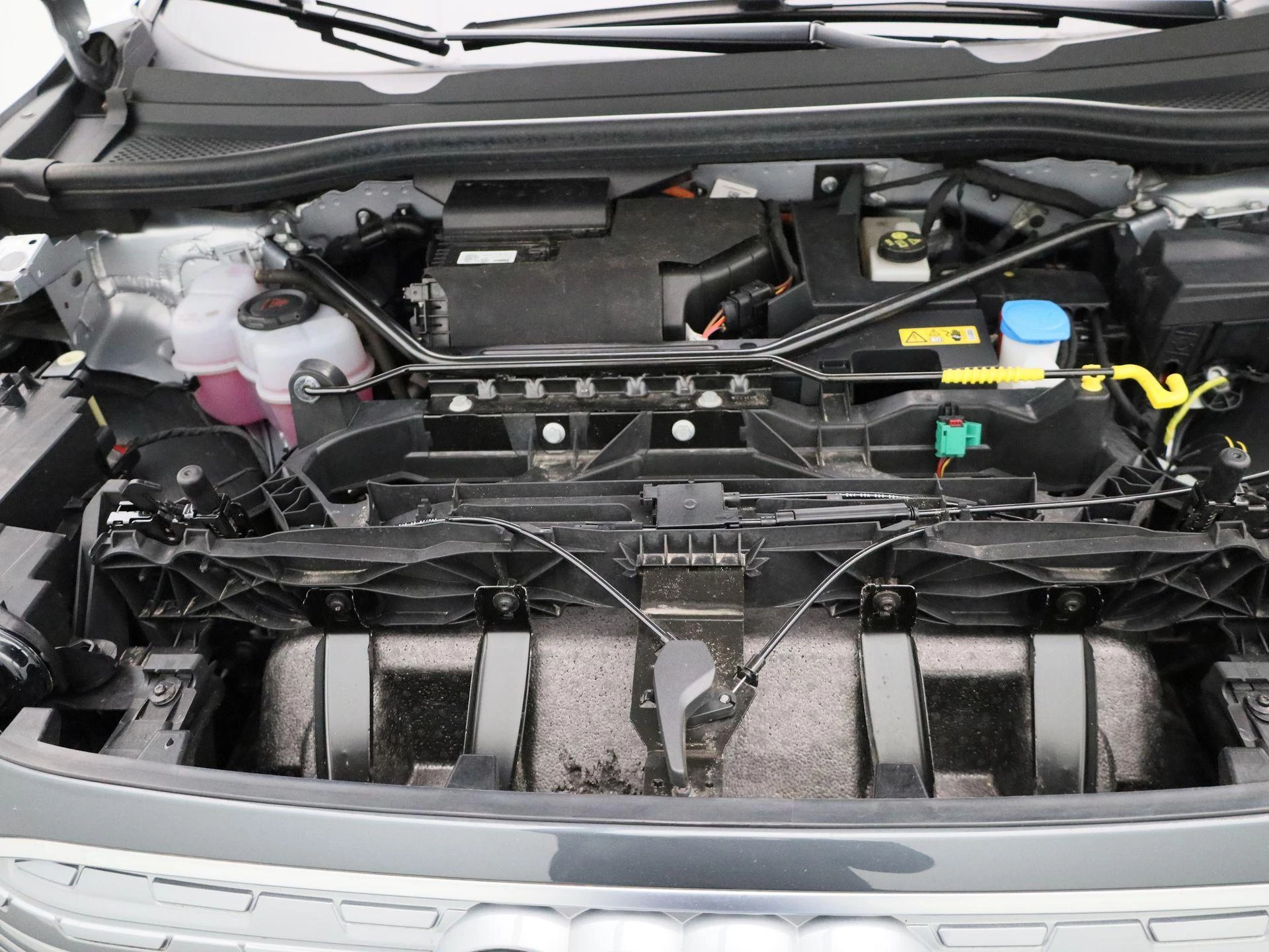 Audi-Q4 Sportback e-tron-image-33