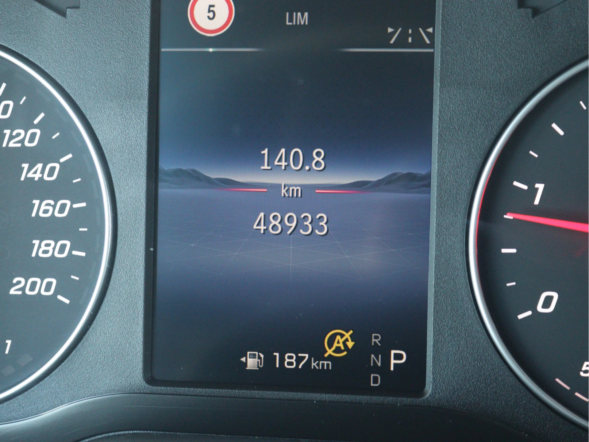 Mercedes-Benz-Sprinter-image-5