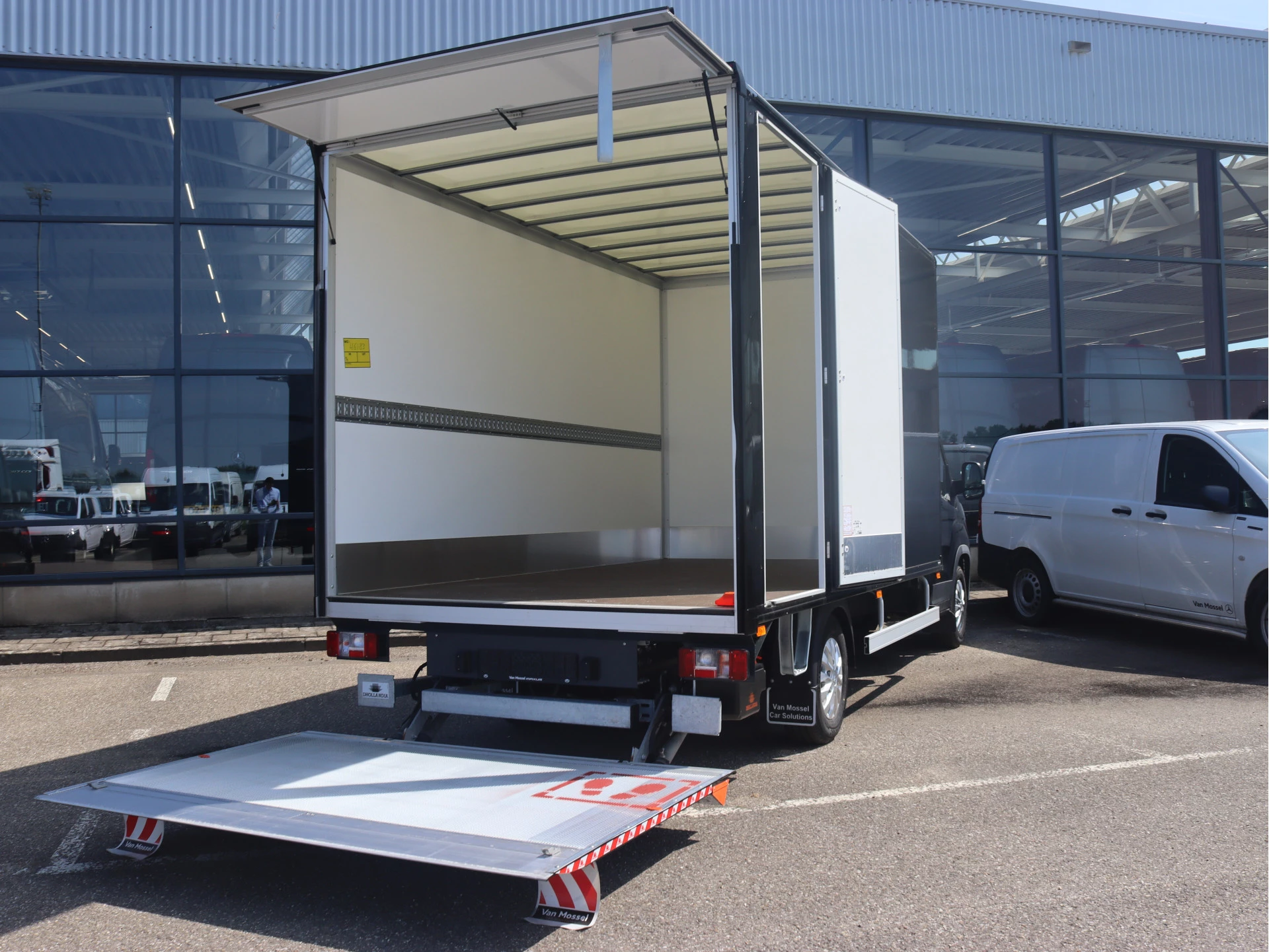 Maxus eDeliver9 L4 Business DEAL 65 kWh