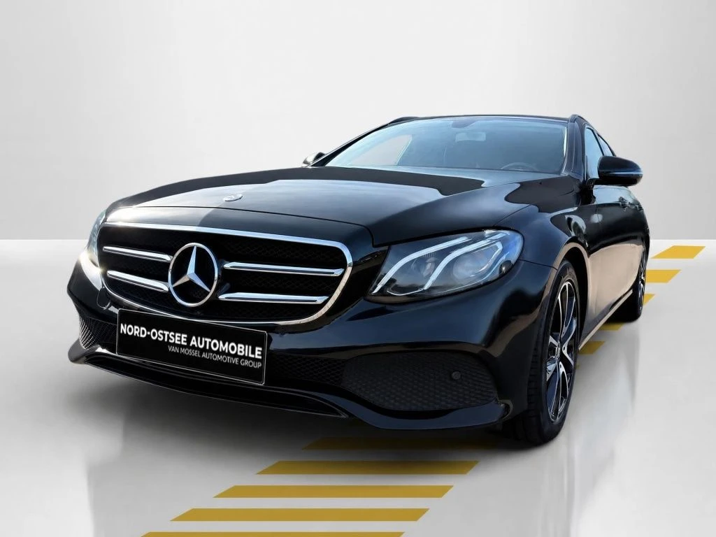 Mercedes-Benz-E-Klasse 220-image-1