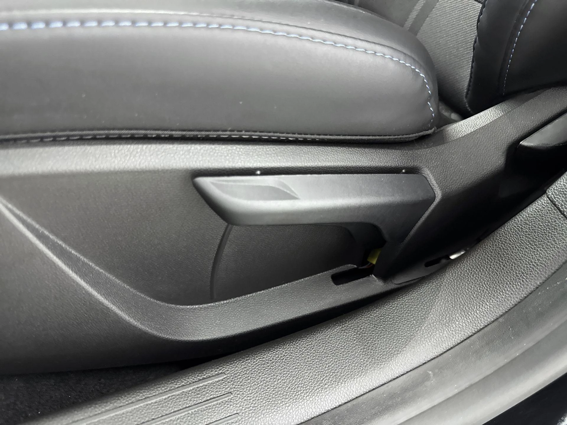 Renault-Clio-image-18