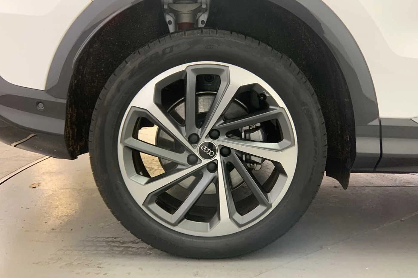Audi-Q5-image-4