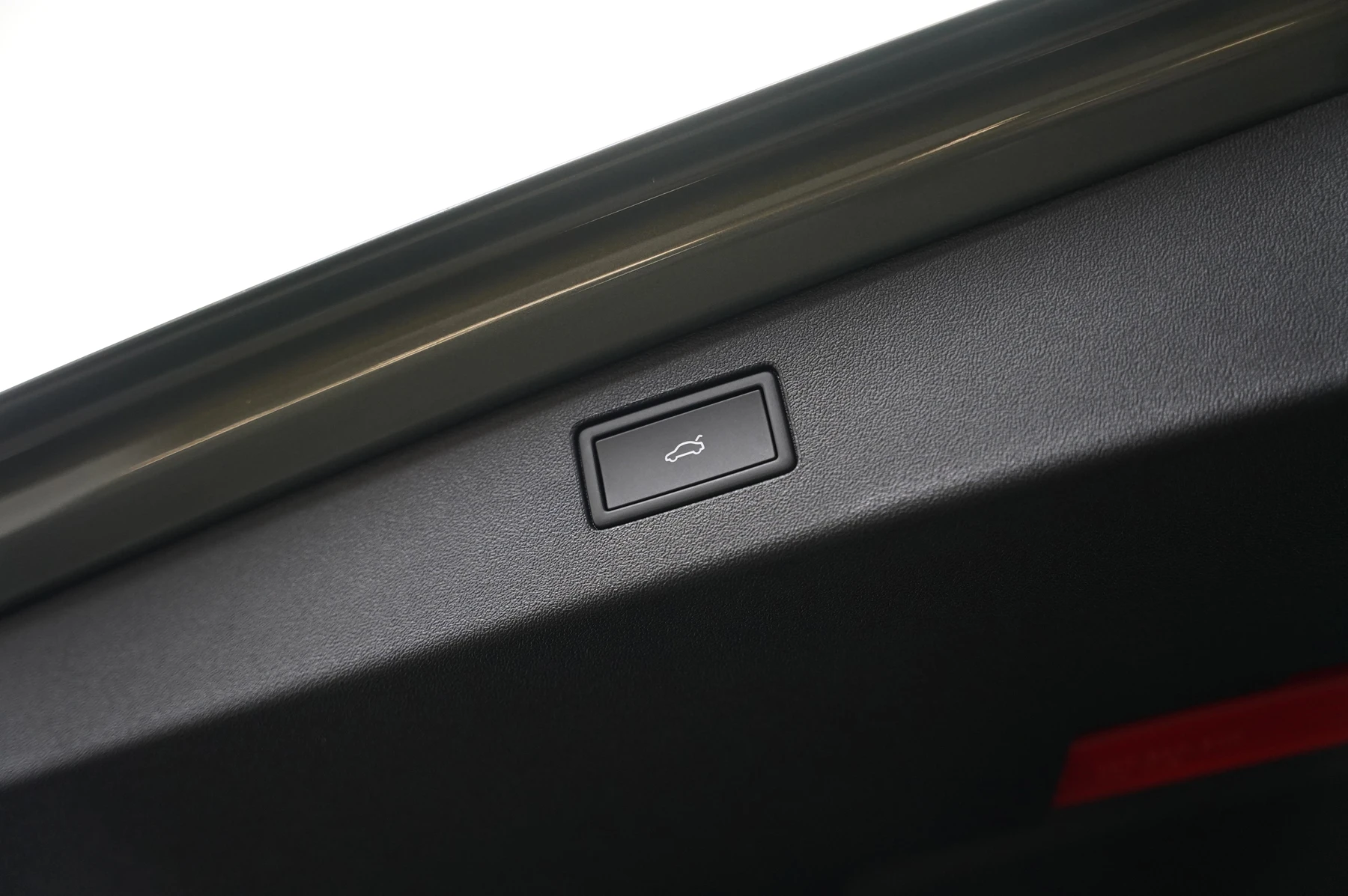 Volkswagen-Tiguan-image-31