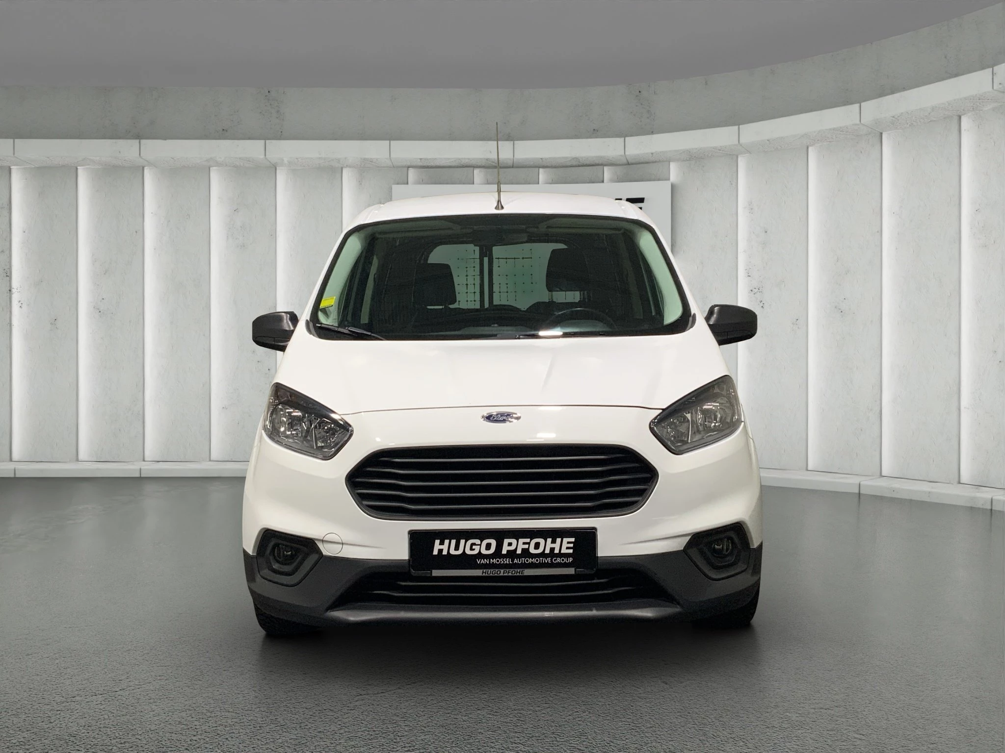 Ford-Transit Courier-image-17