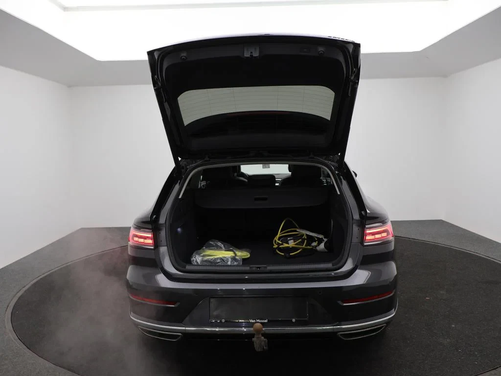 Volkswagen-Arteon-image-21