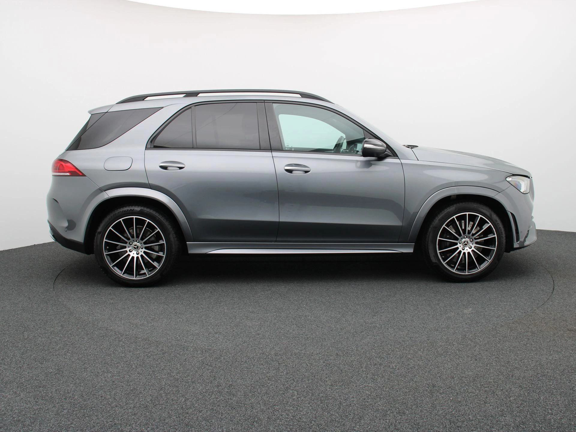 Mercedes-Benz GLE 350 de AMG LINE + LEDER + PANORAMISCH DAK + BURMESTER +