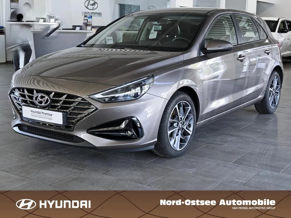 Hyundai i30 1.5 T-GDI TREND SHZ LHZ NAVI KAMERA LED Trend