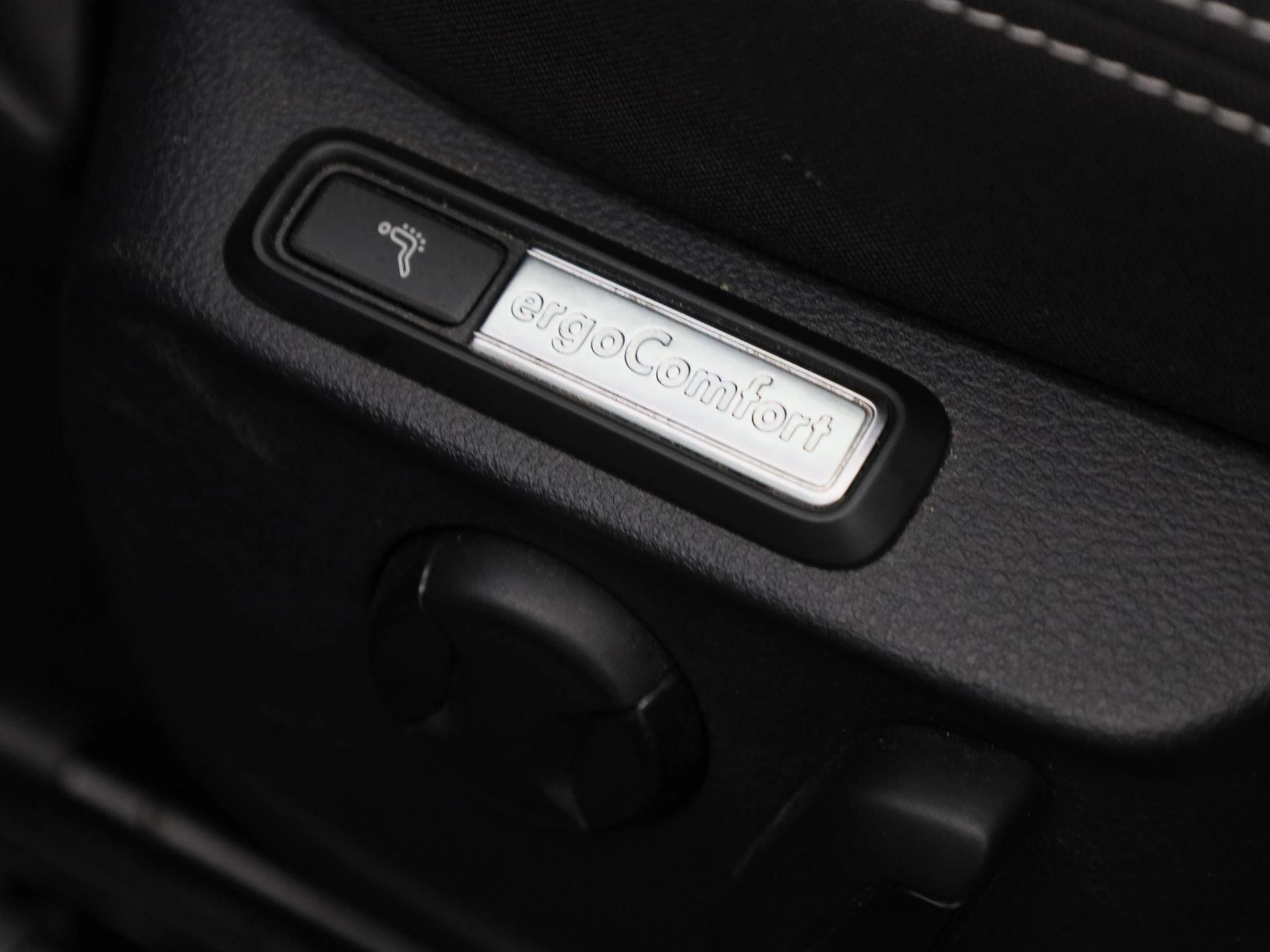 Volkswagen-Passat-image-37
