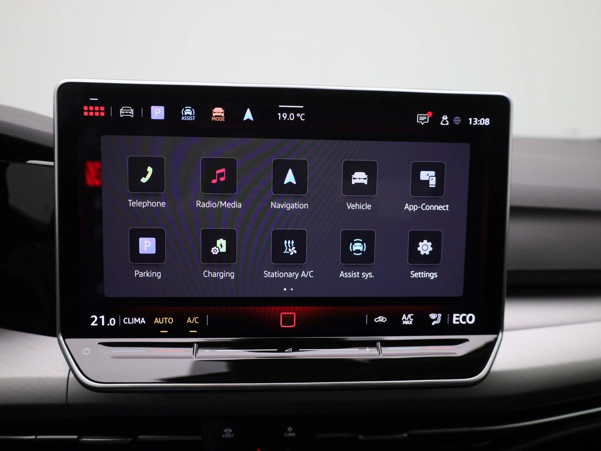 Volkswagen-Golf-image-17