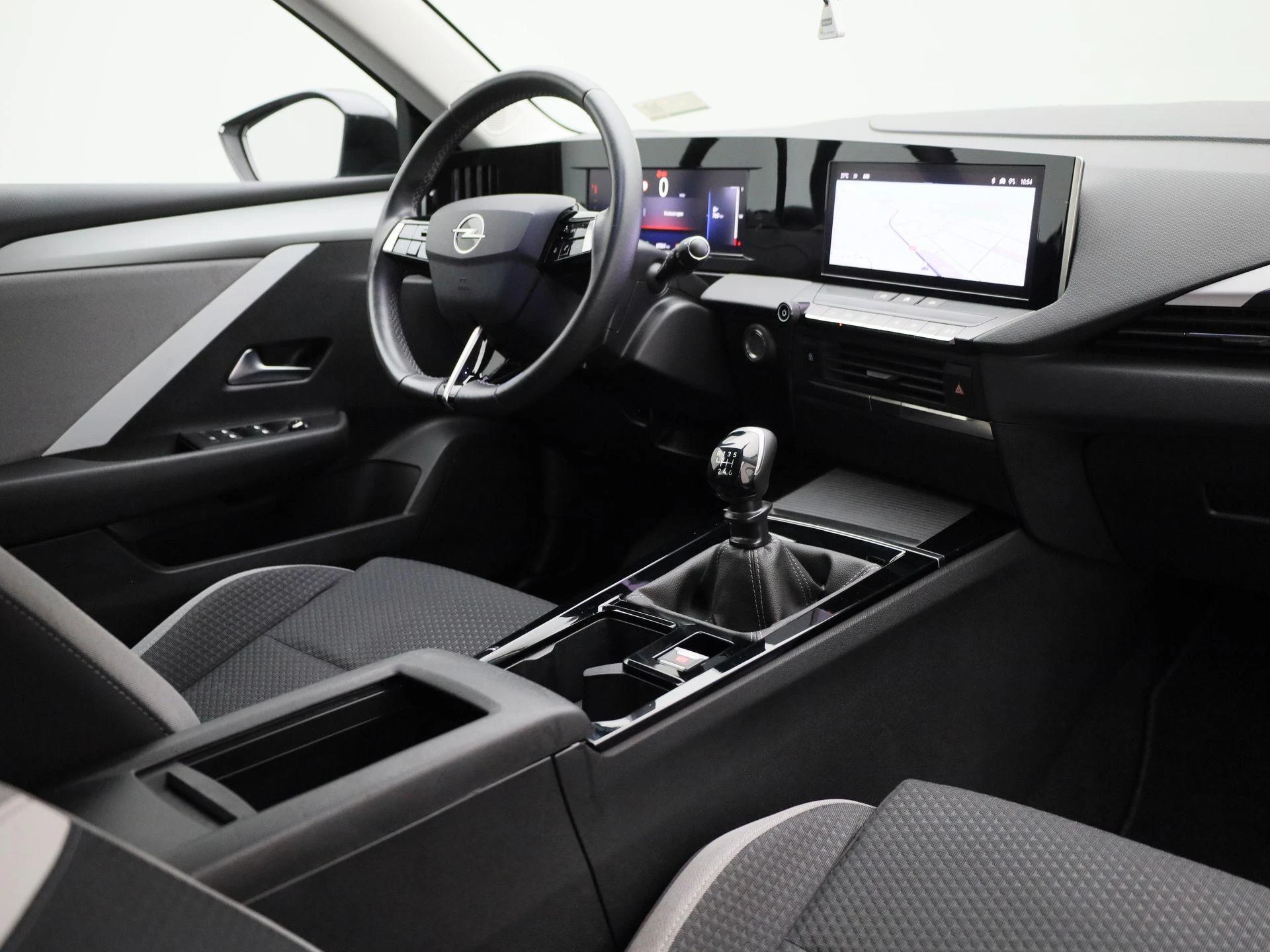 Opel-Astra-image-35