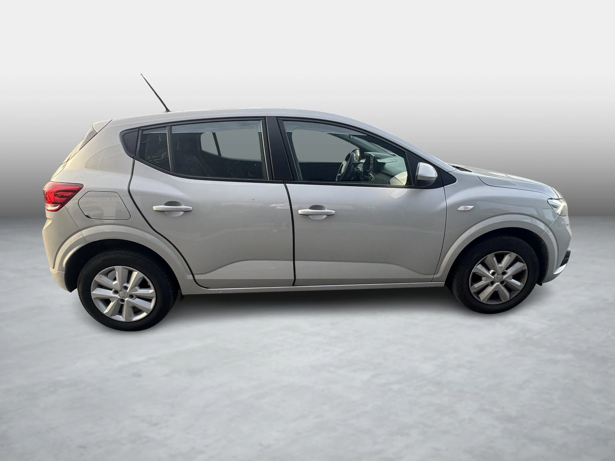 Dacia-Sandero-image-6