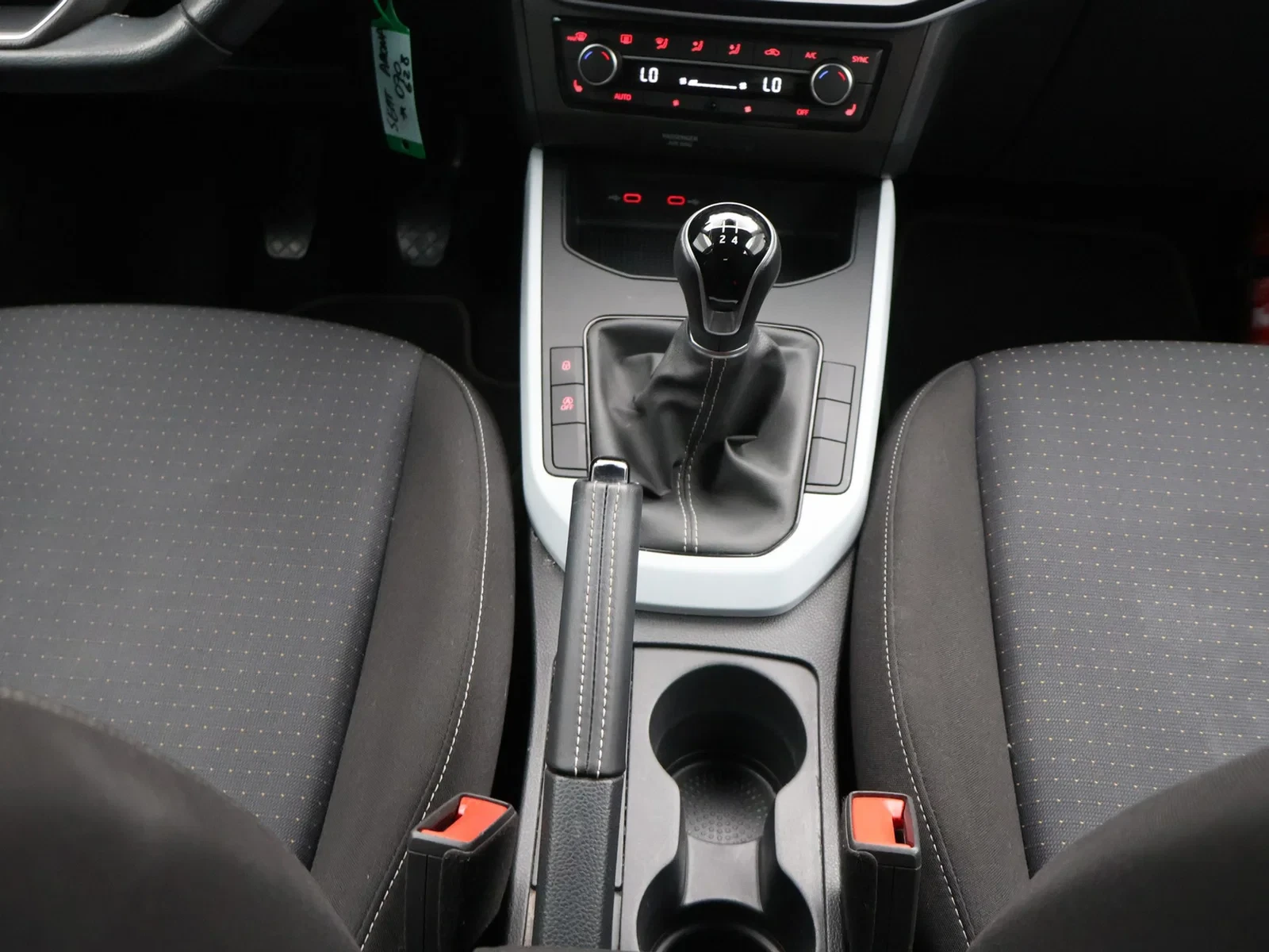 SEAT Arona Arona Move! 1.0TSI 95PK CRUISE CONTROL*APP-CONNECT*APPLE CARPLAY/ANDROID AUTO*PDC ACHTER*...*