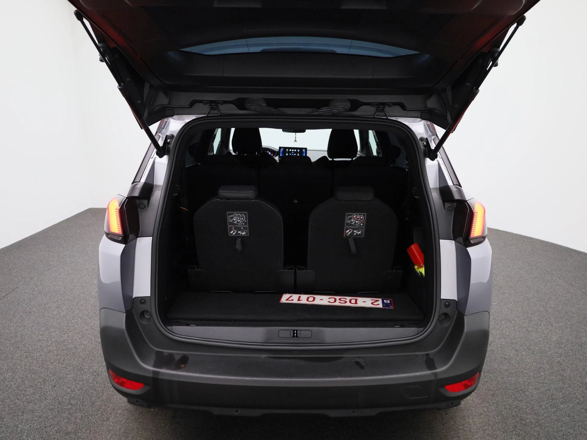 Peugeot-5008-image-10
