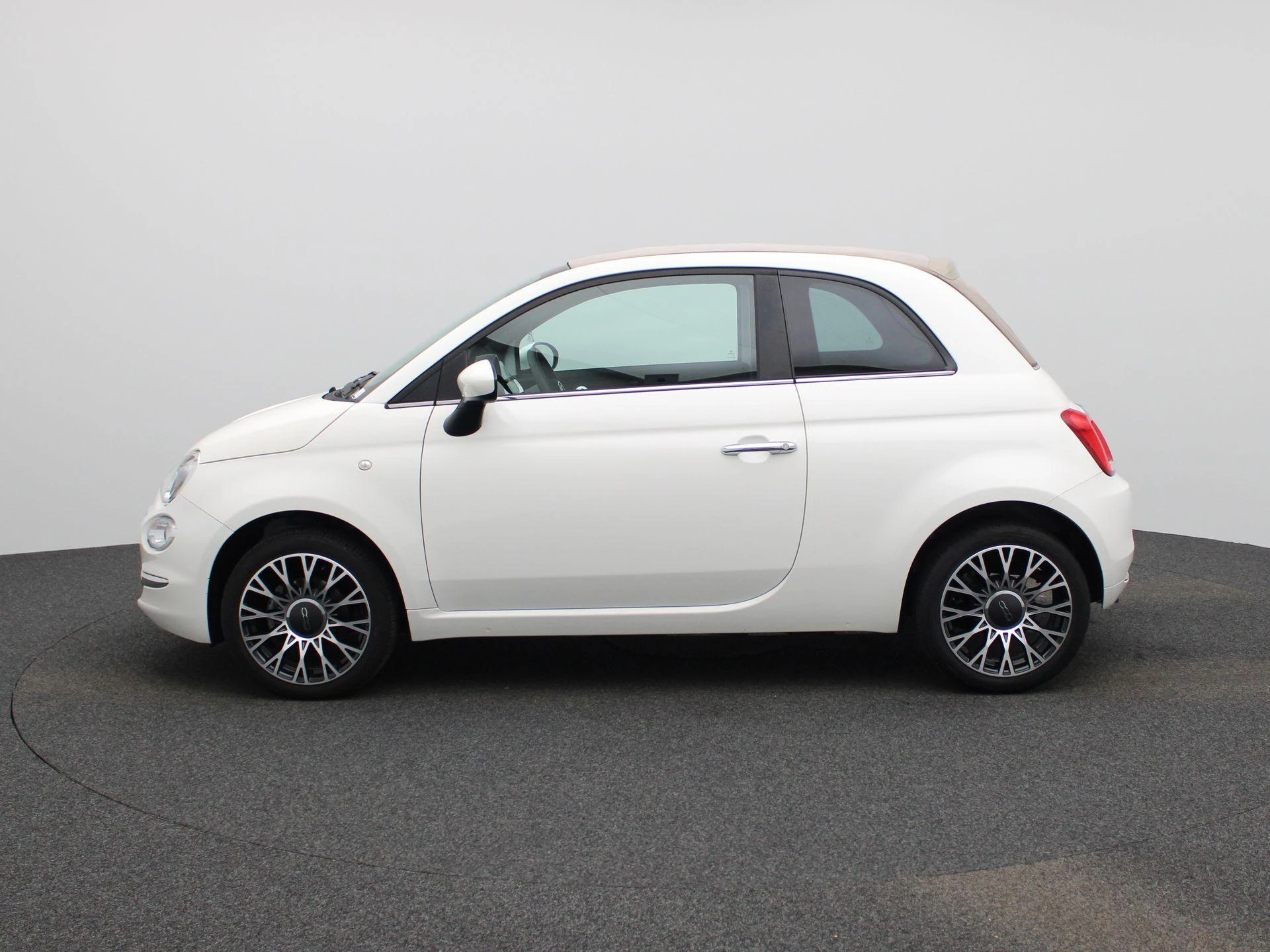Fiat-500C-image-3