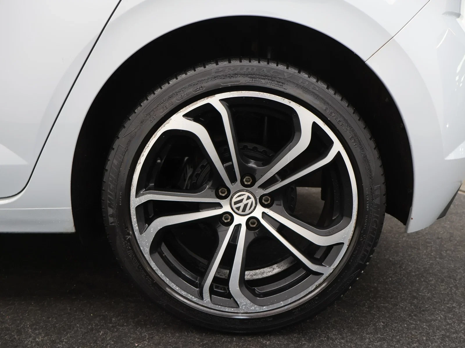 Volkswagen-Polo-image-21