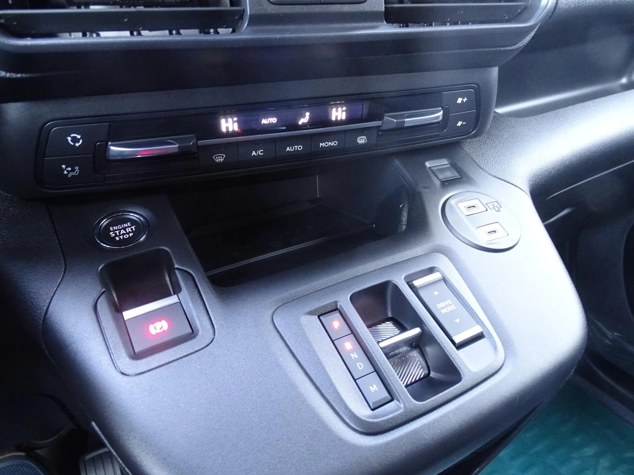 Opel-Combo-image-17