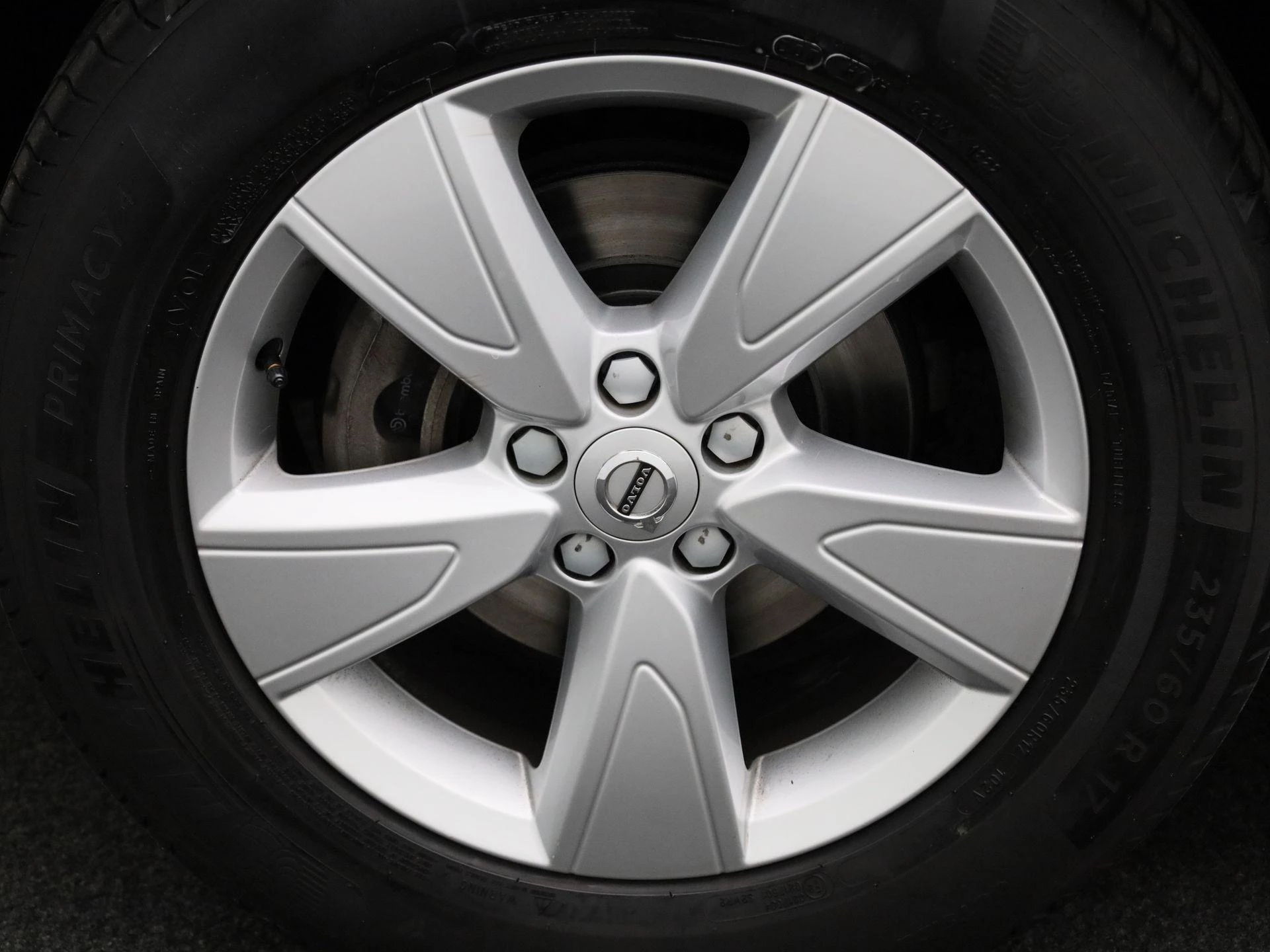 Volvo-XC40-image-11