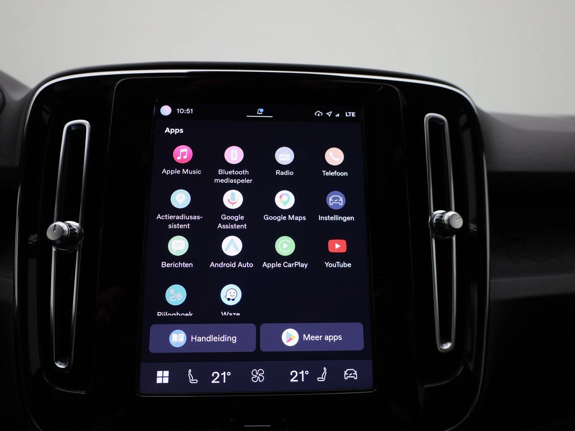Volvo-XC40-image-15