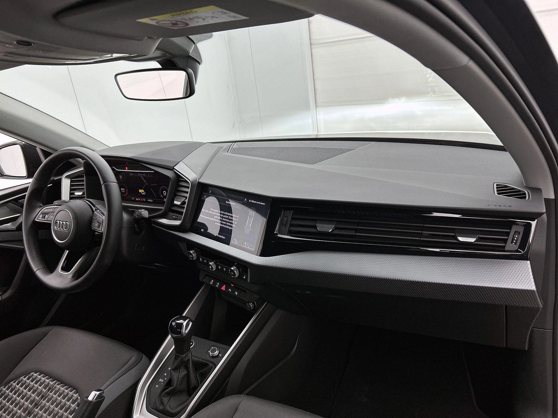 Audi-A1 Sportback-image-23