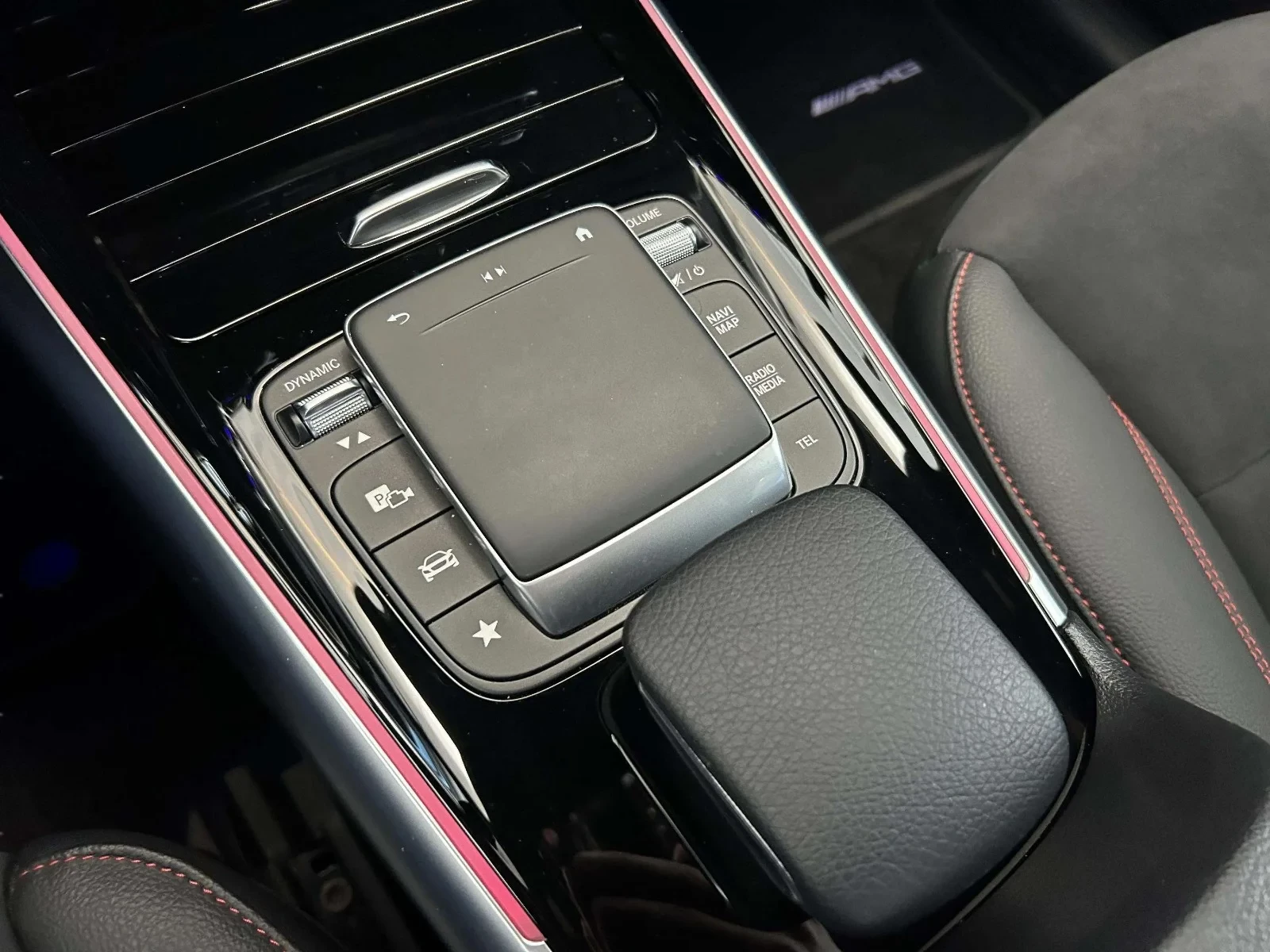 Mercedes-Benz-EQA-image-13