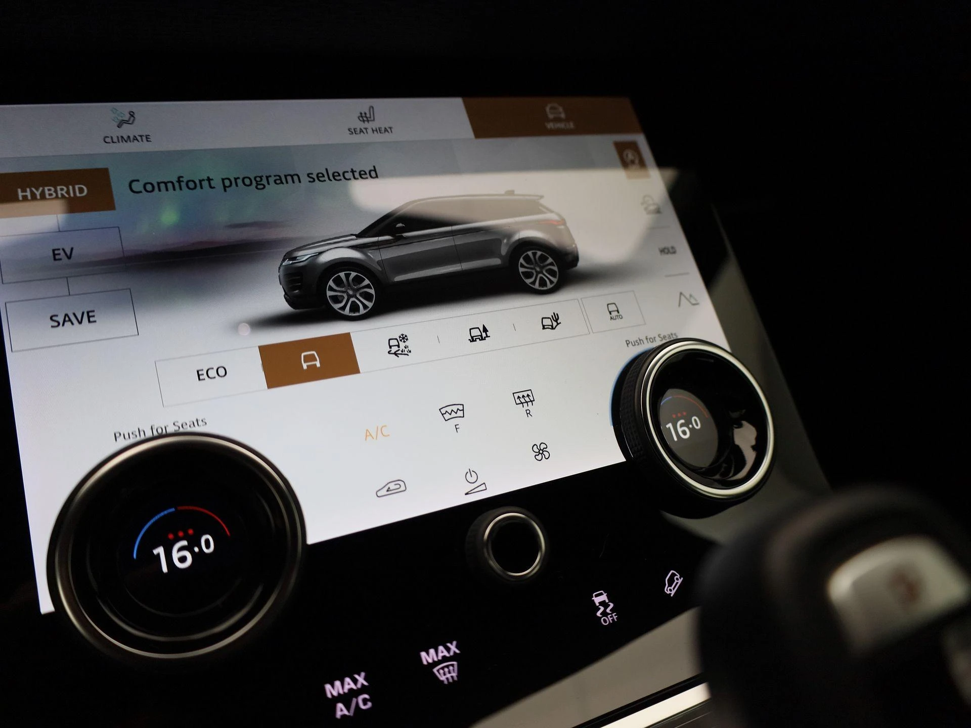 Land Rover-Range Rover Evoque-image-27