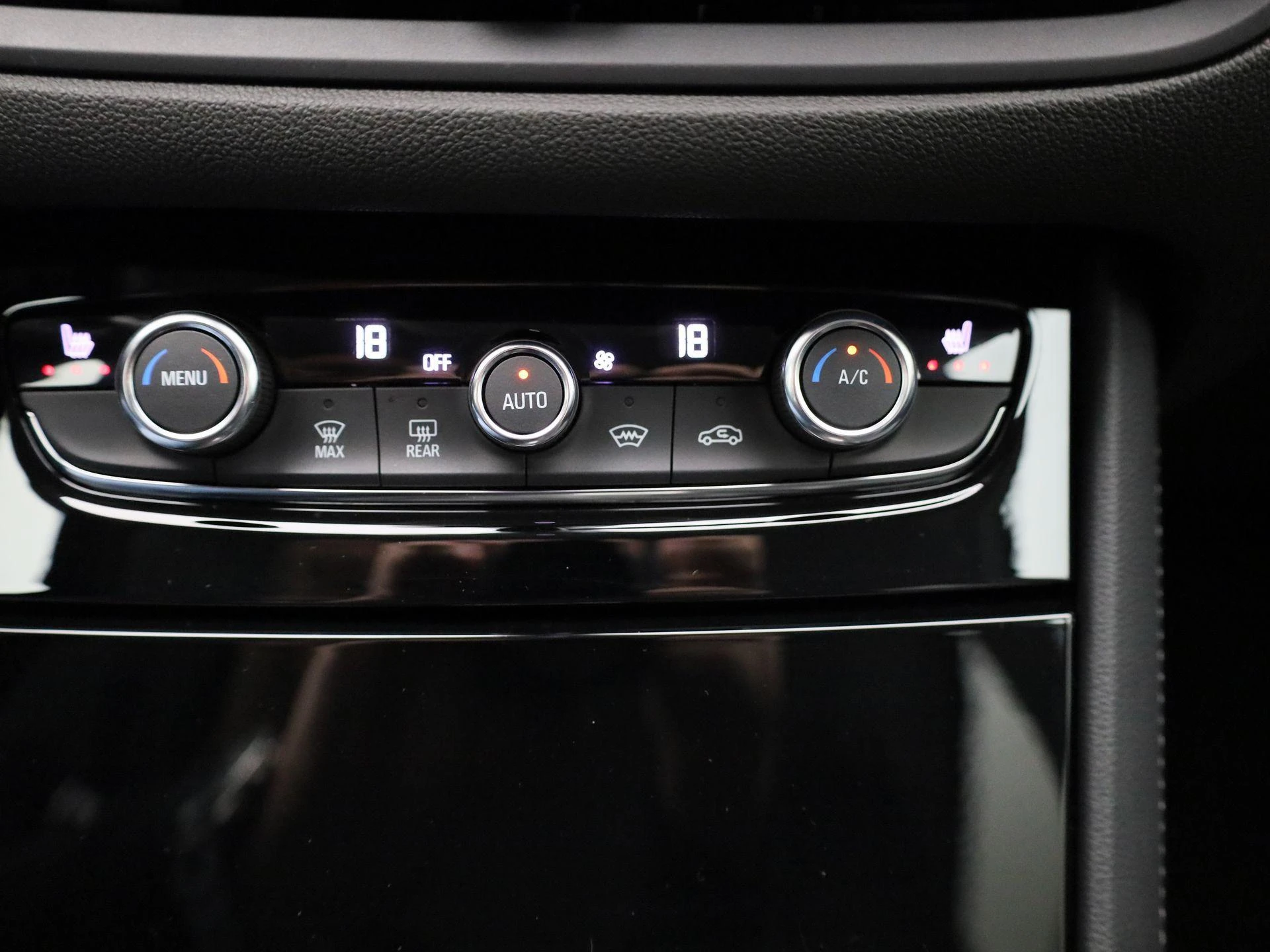 Opel-Grandland-image-20