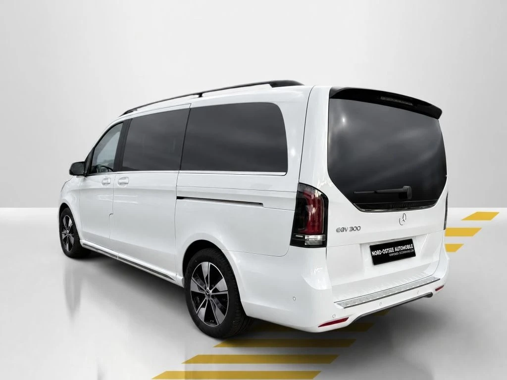Mercedes-Benz-EQV 300-image-7