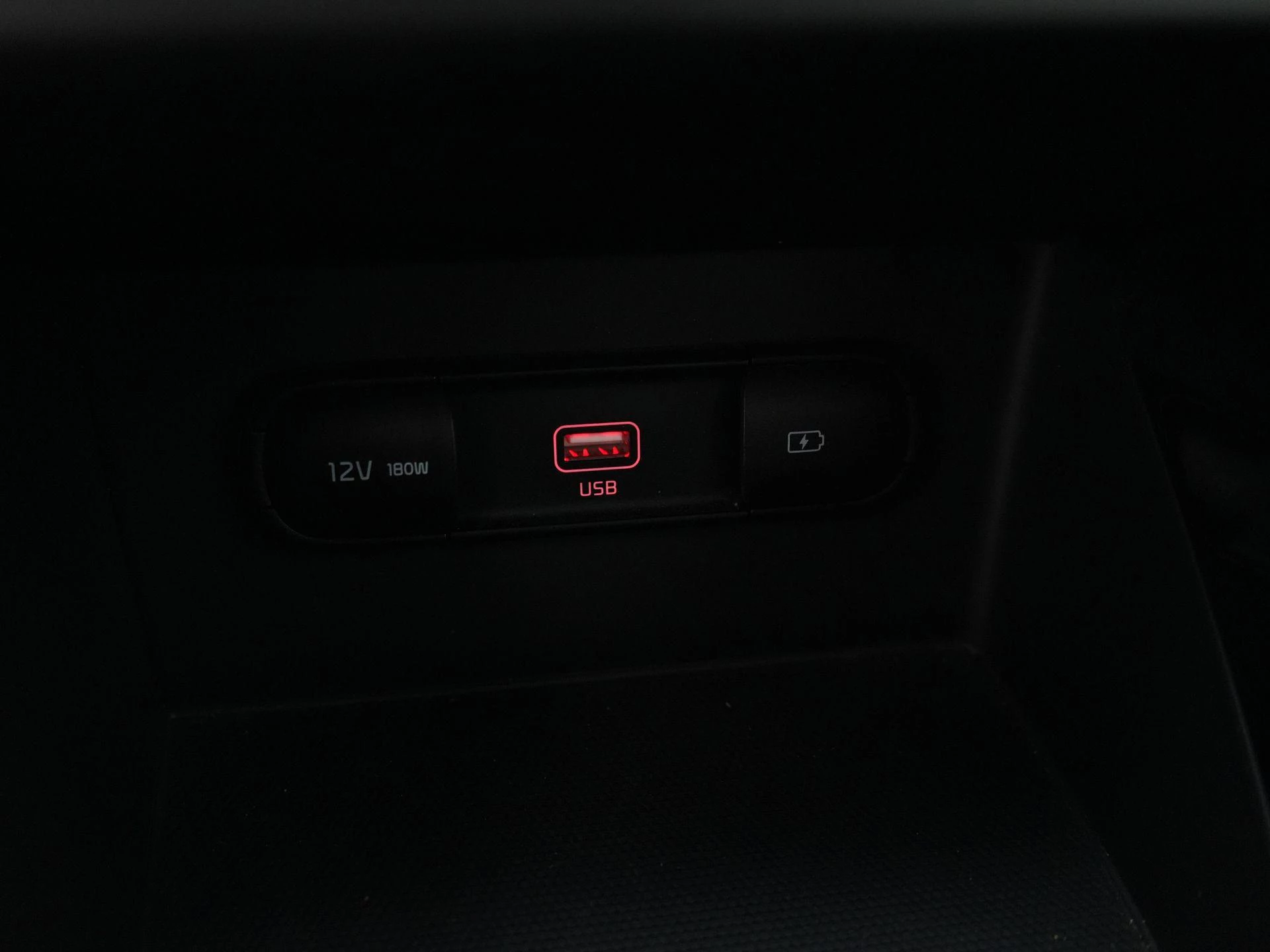 Kia-Niro-image-27
