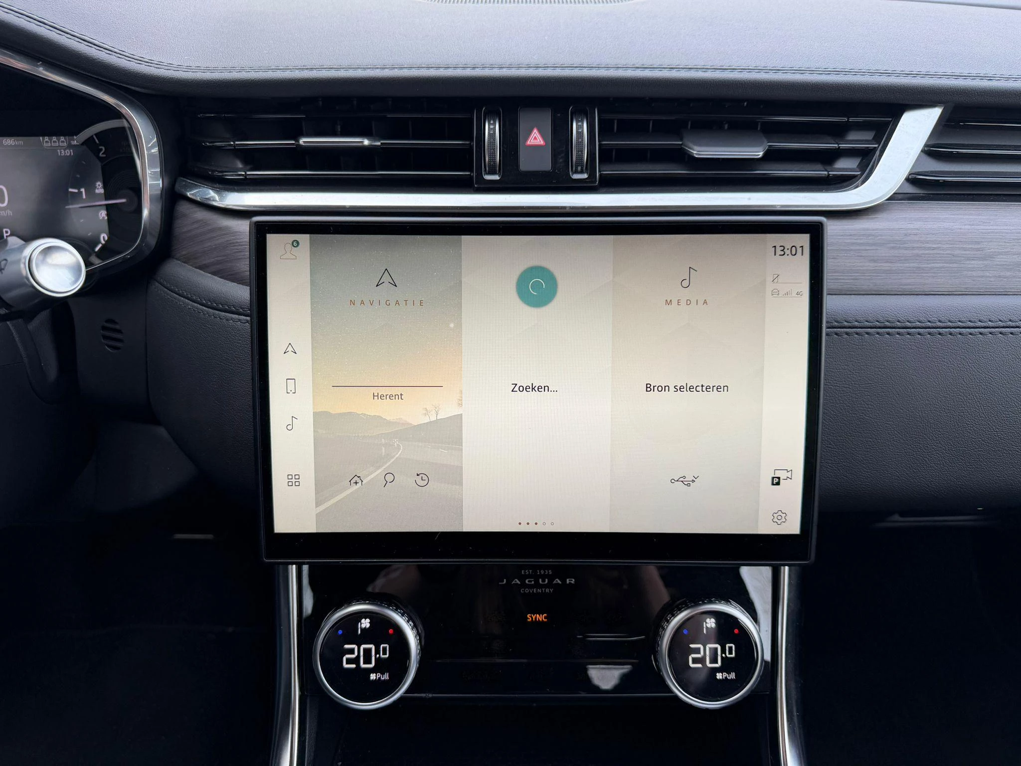 Jaguar XF D200 AWD SE