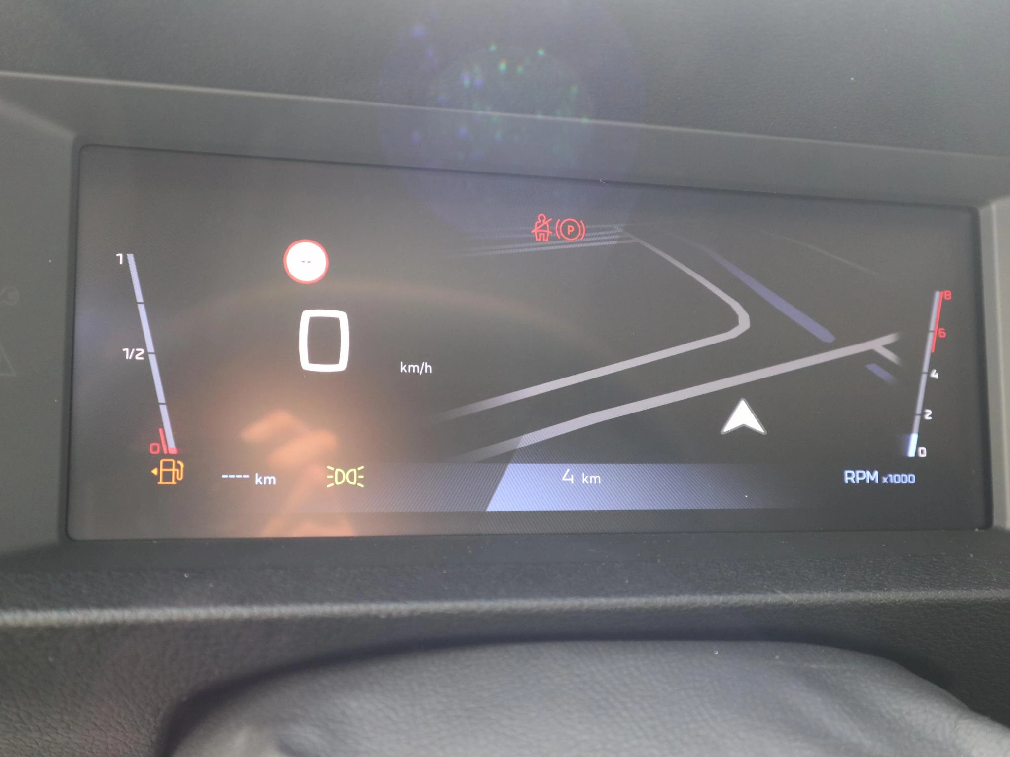 Peugeot-e-Expert-image-7