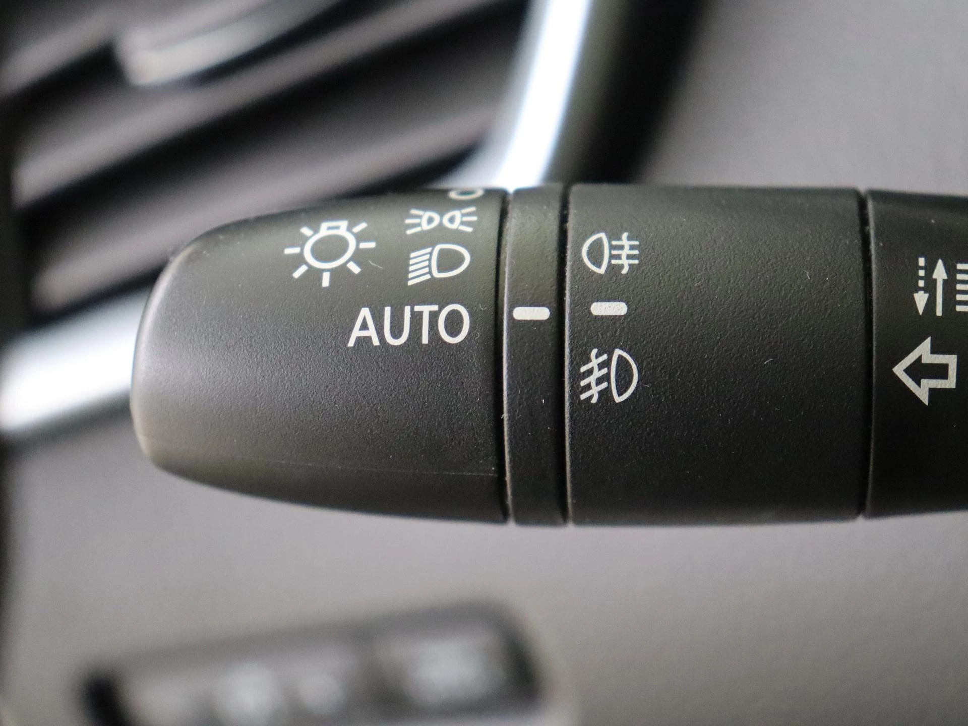 Nissan-QASHQAI-image-24
