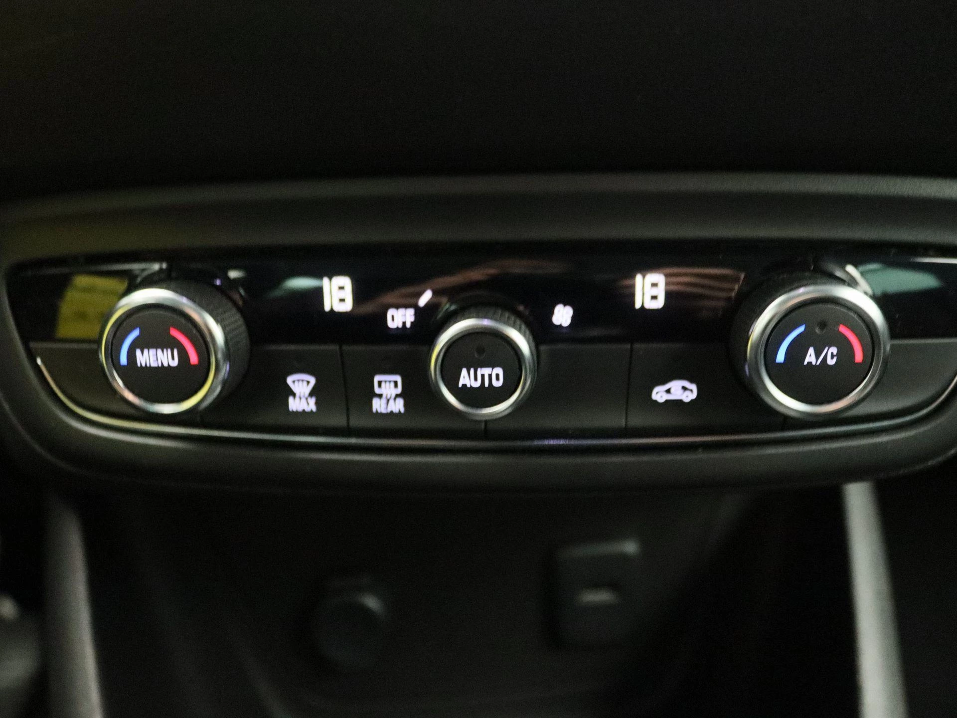 Opel-Crossland-image-10