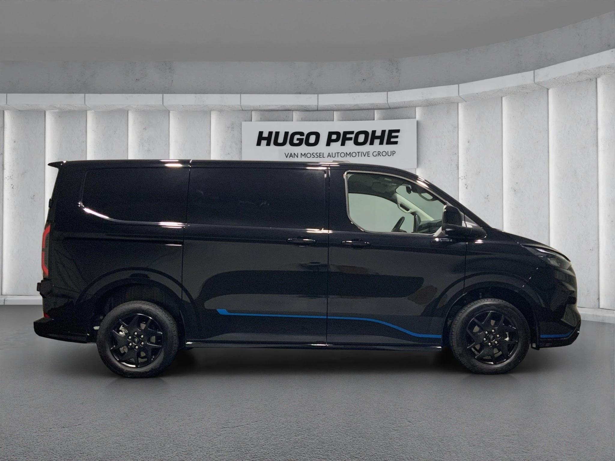 Ford-Transit Custom-image-5