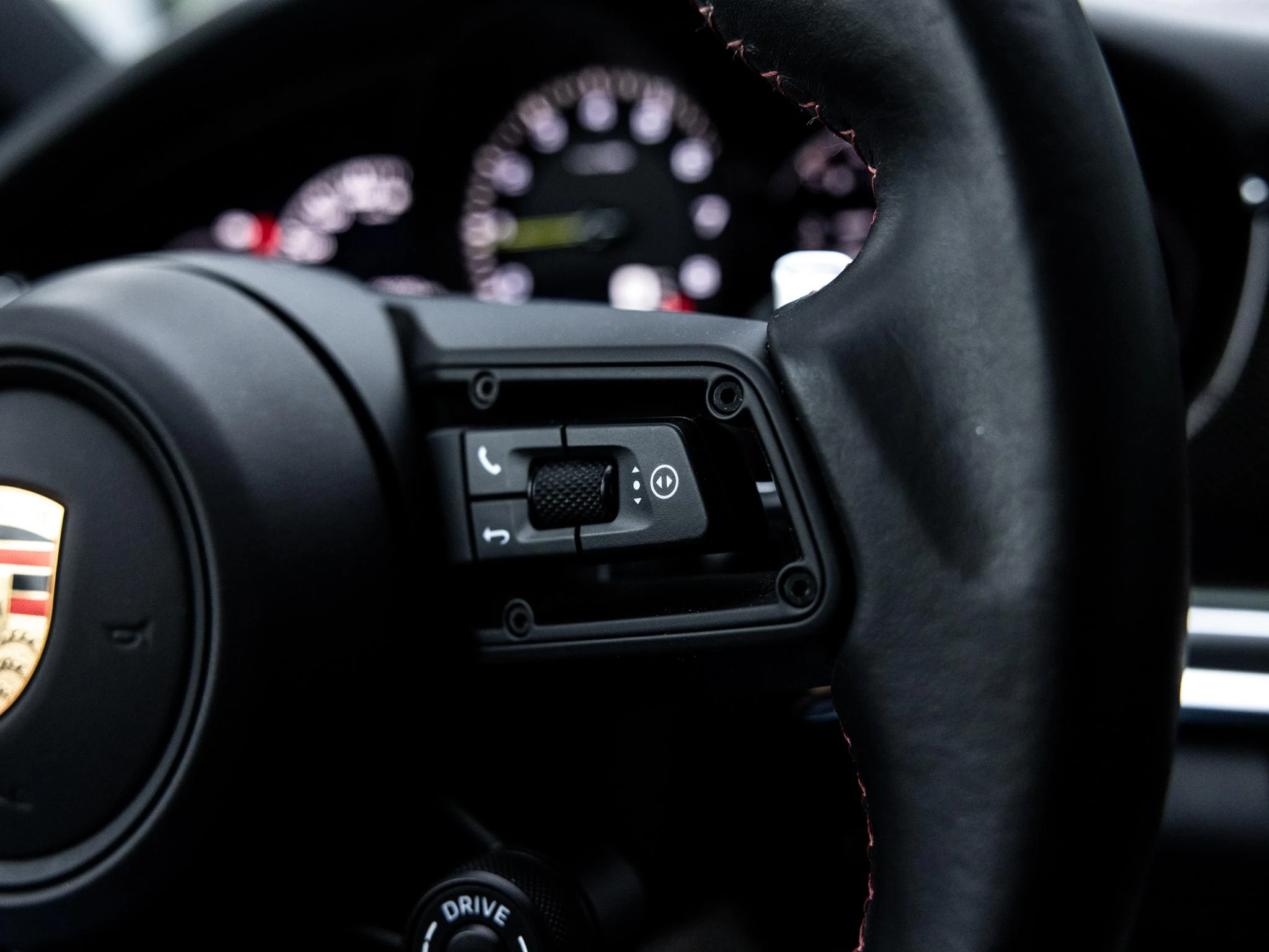 Porsche-Panamera-image-38