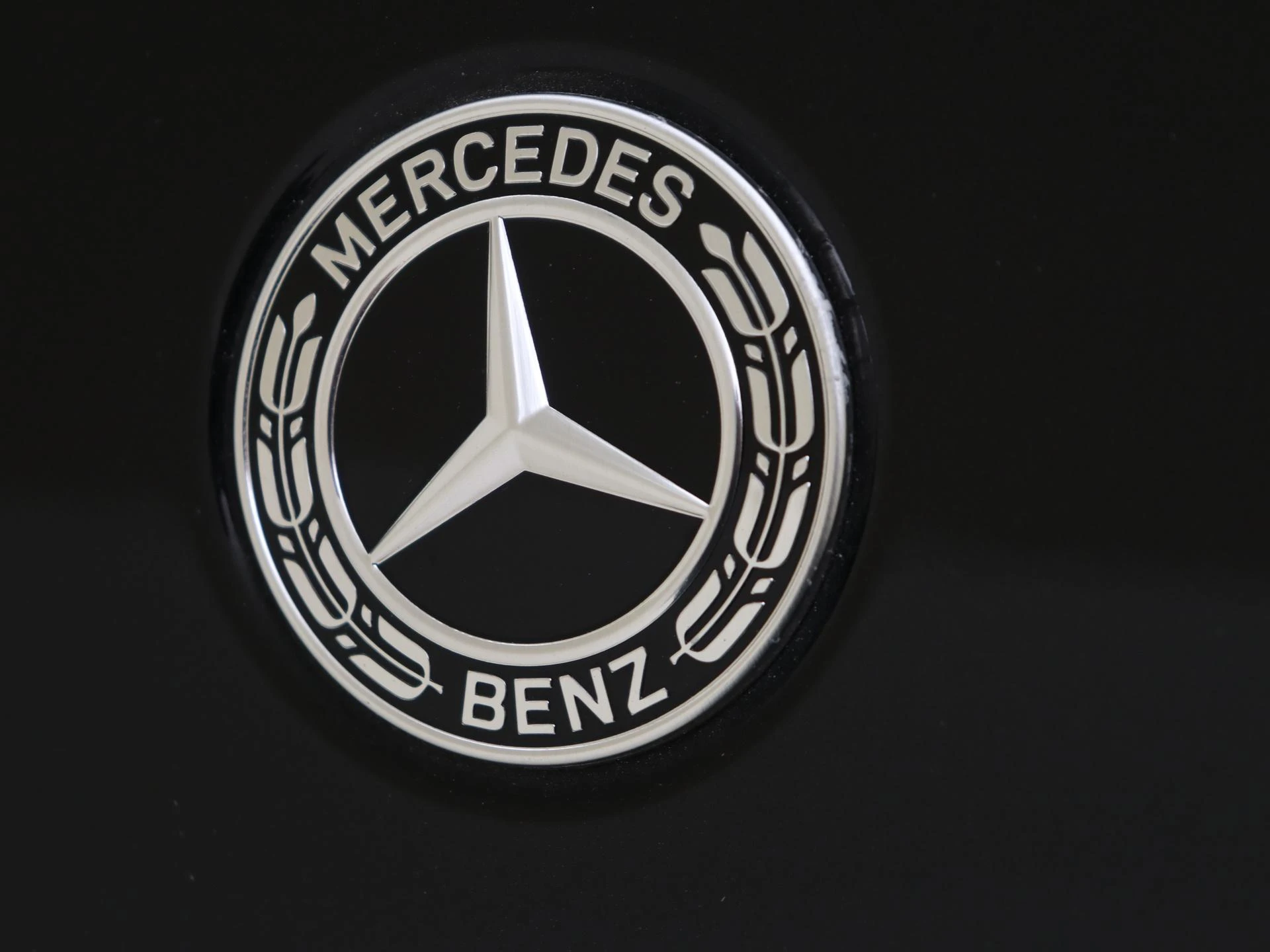 Mercedes-Benz EQA 350 4MATIC Edition 1 67 kWh