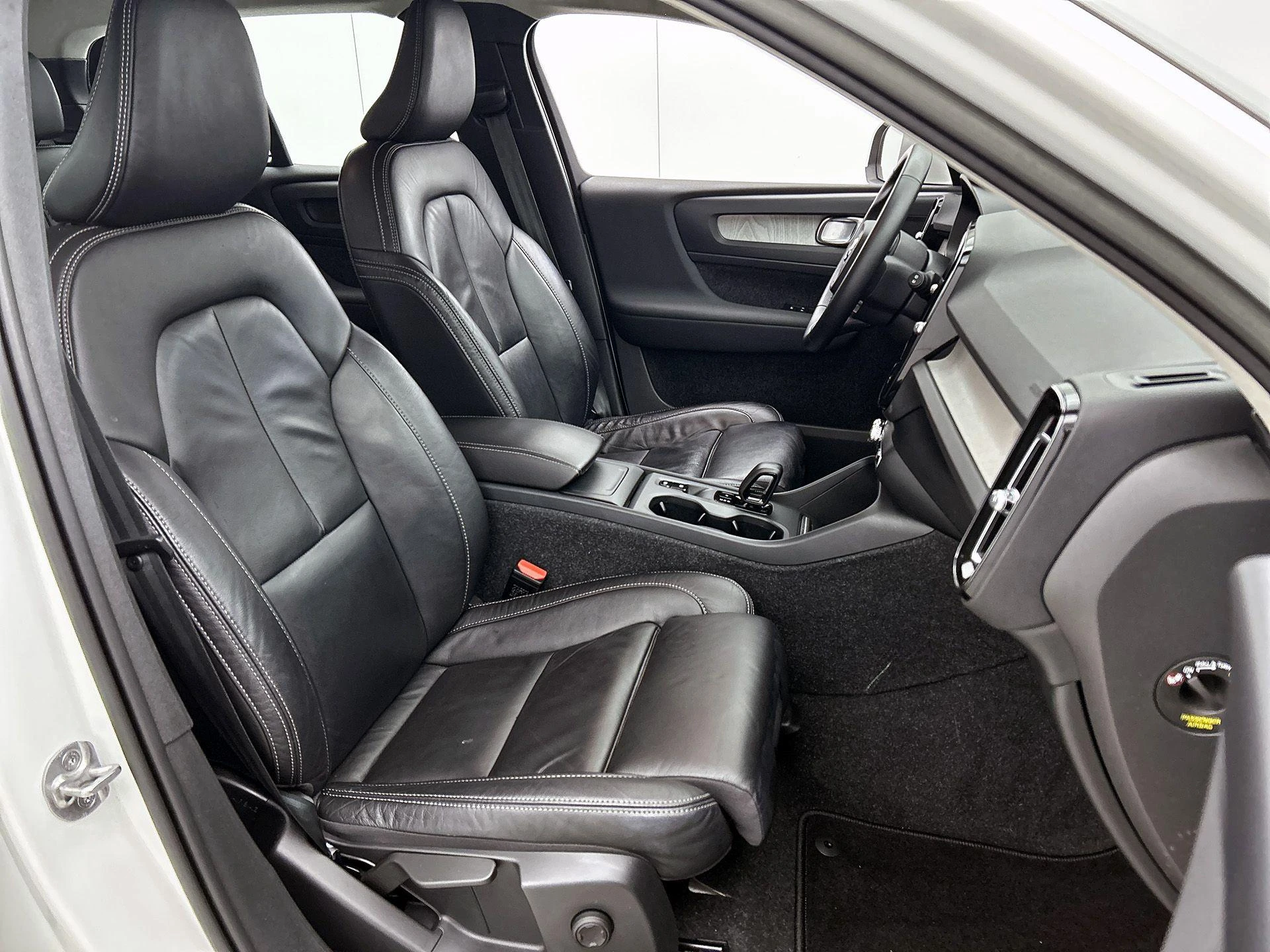 Volvo-XC40-image-39