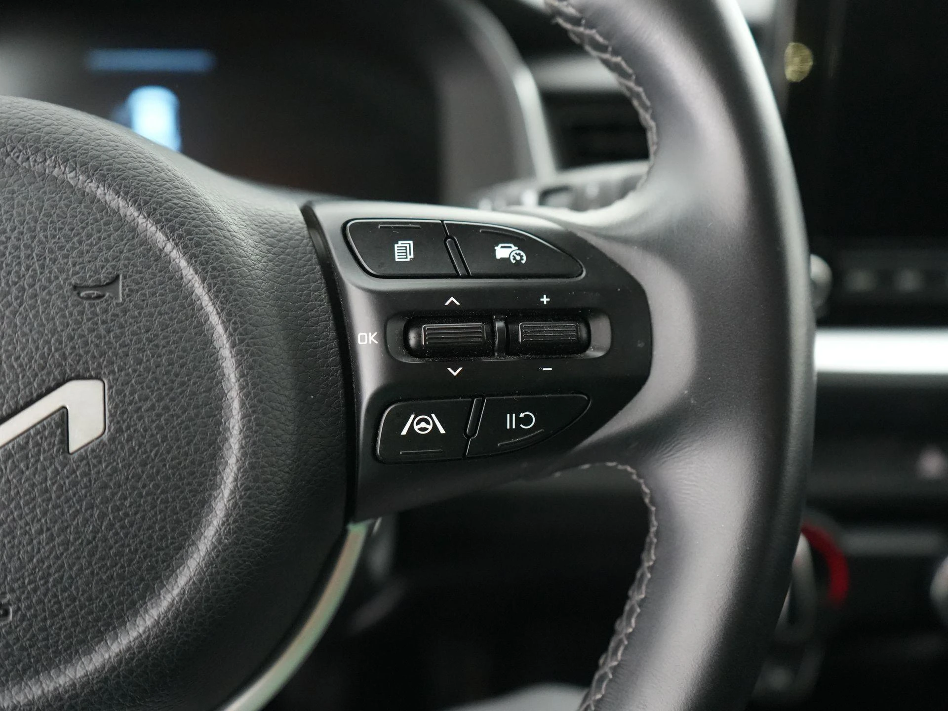 Kia-Stonic-image-18