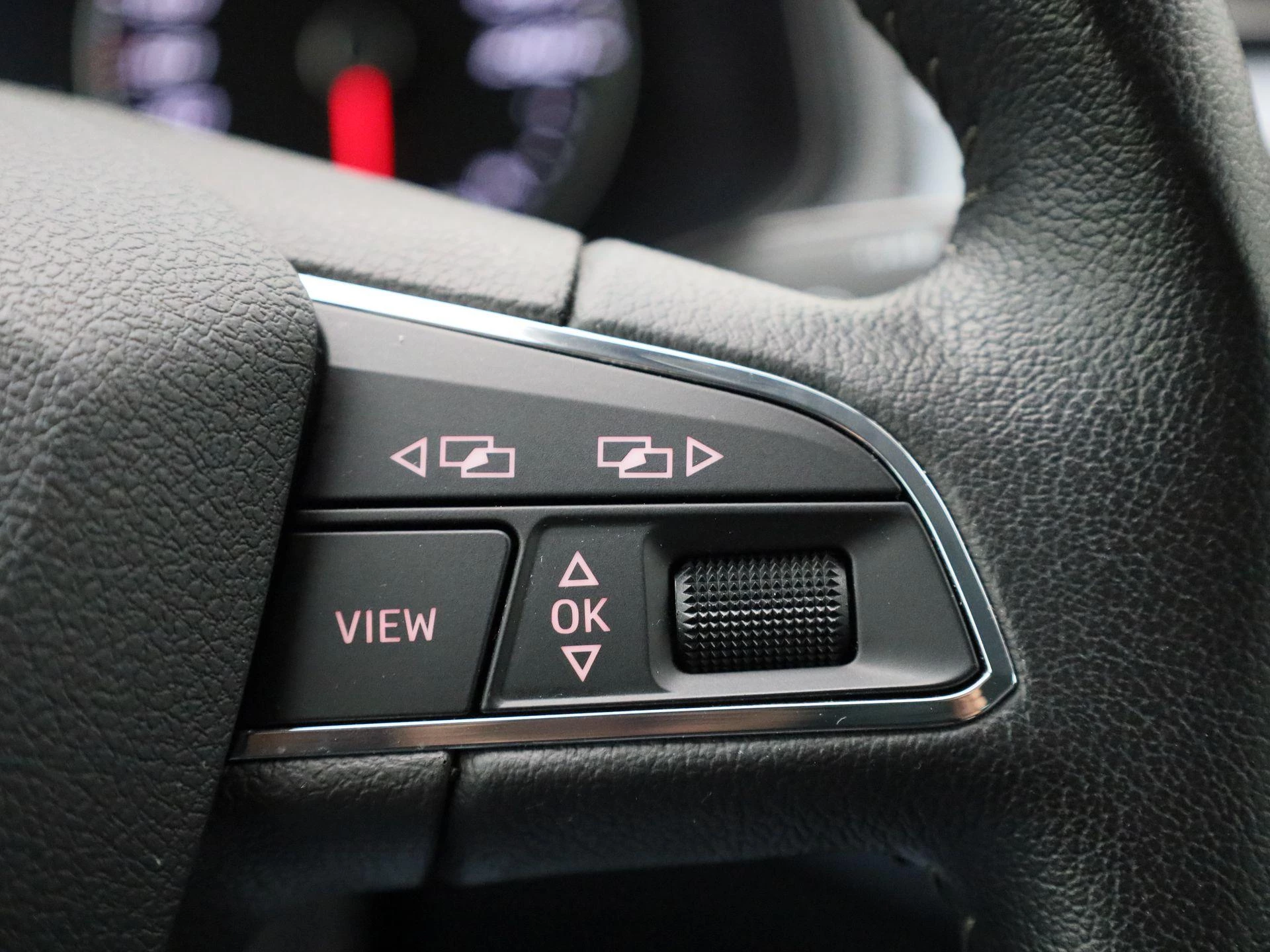 SEAT-Arona-image-22