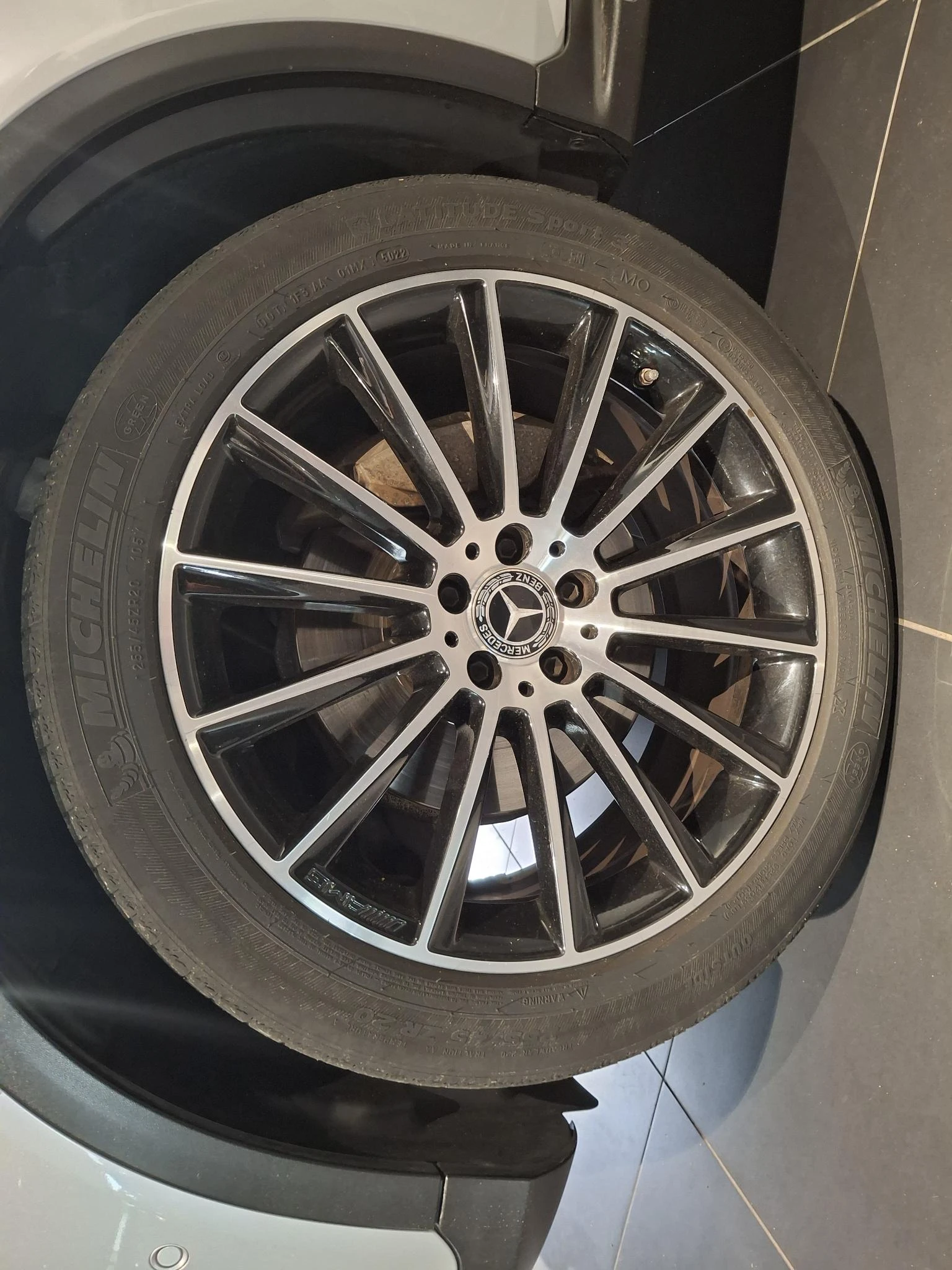Mercedes-Benz-GLC-image-14