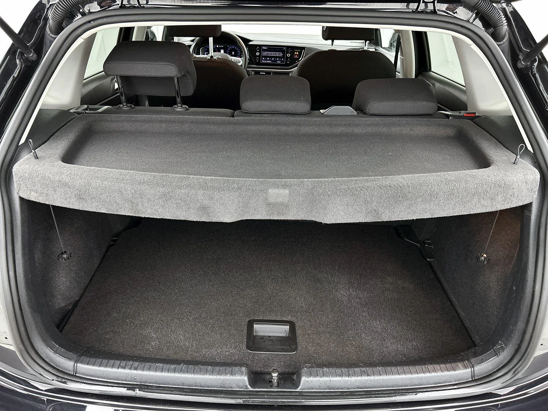Volkswagen-Polo-image-20