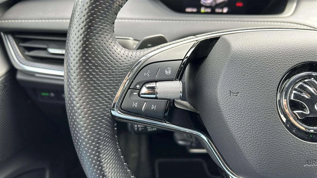 Škoda-Enyaq iV-image-10